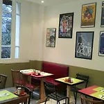 Zazie Hotel
