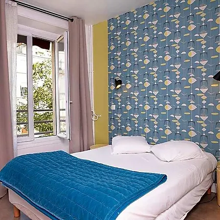 Zazie Hotel 2*