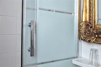 Zazie Otel Paris