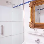 فندق زازي 2*